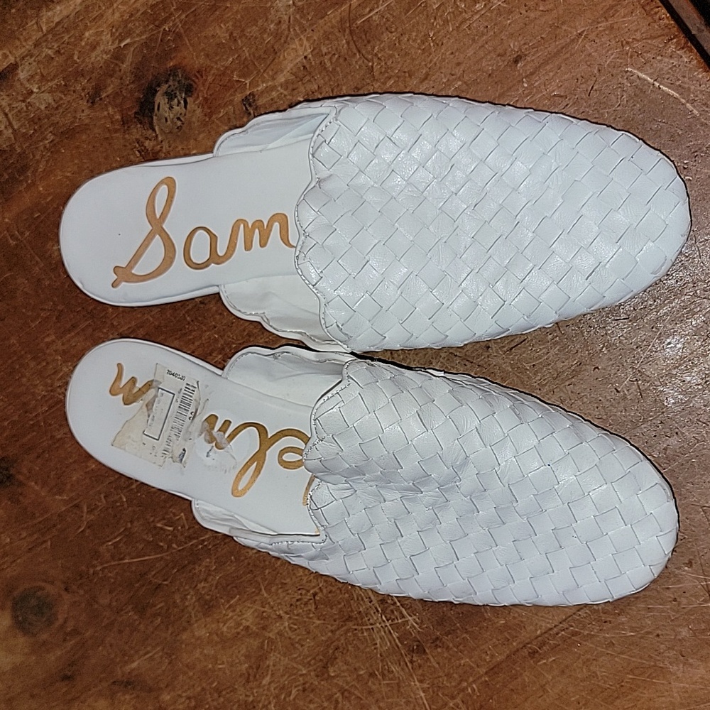 SIZE 8 WHITE SHOES by SAM EDELMAN